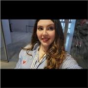 In der Türkei geboren und aufgewachsen, erfahrene Türkischlehrerin mit kultureller Kompetenz